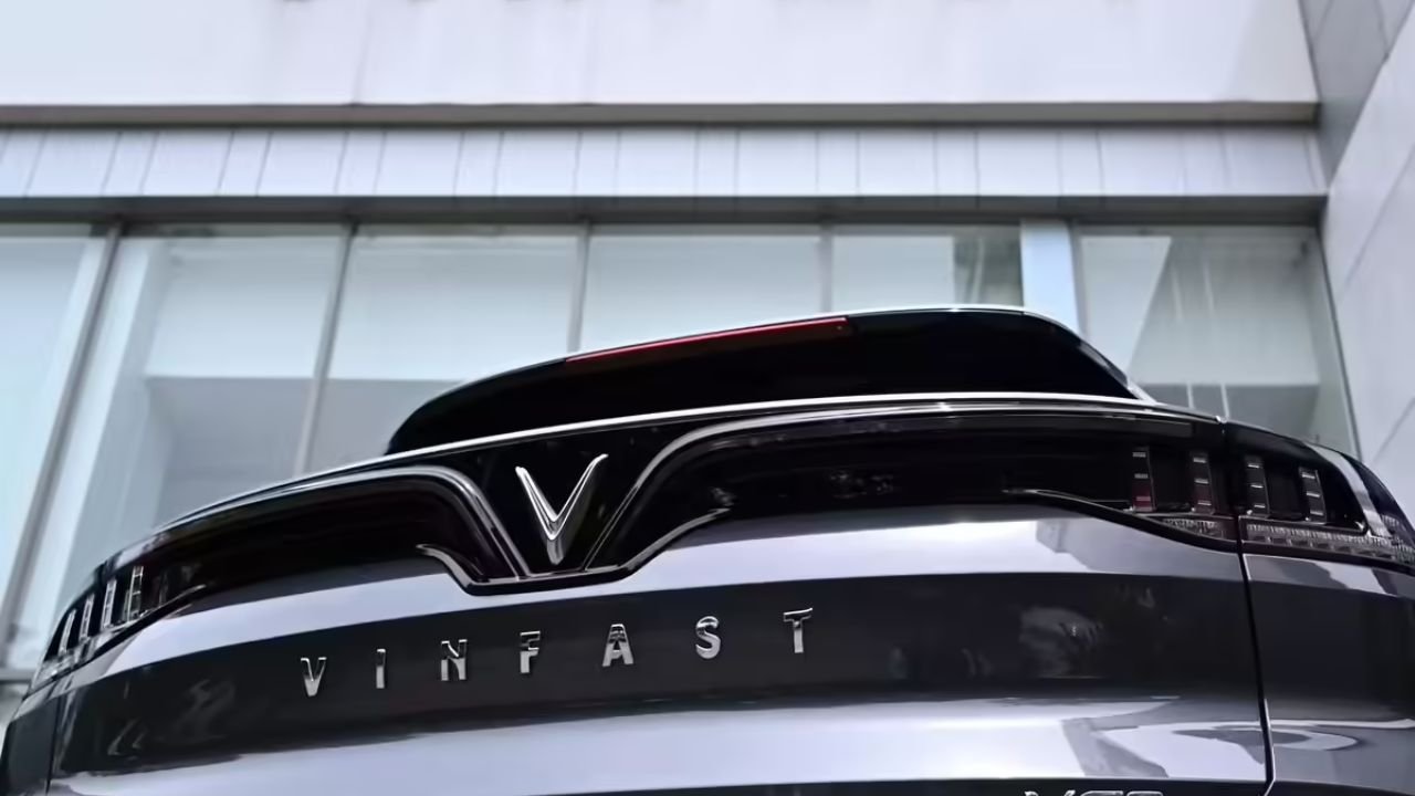 VinFast India Recruitment 2025 Roles, Salaries, and Official Links