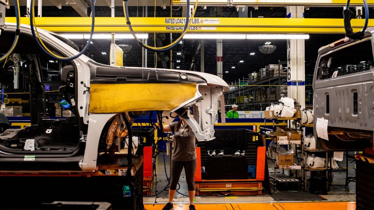 Car Manufacturing Jobs in Dubai Factory Work, Pay Scale, and Top EmployersCar Manufacturing Jobs in Dubai Factory Work, Pay Scale, and Top Employers